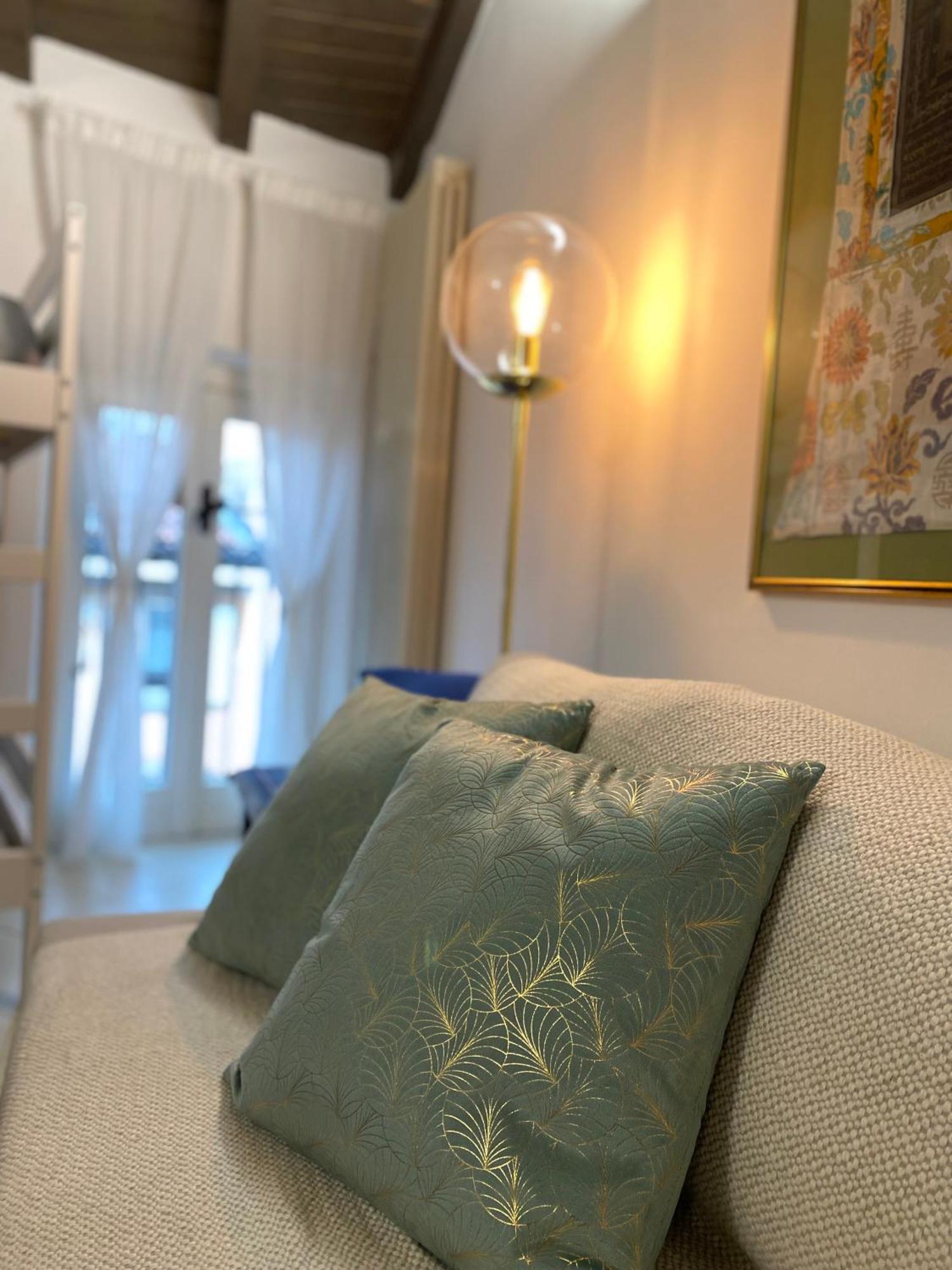 La Mansardina Di San Leonardo Appartement Bergamo Buitenkant foto