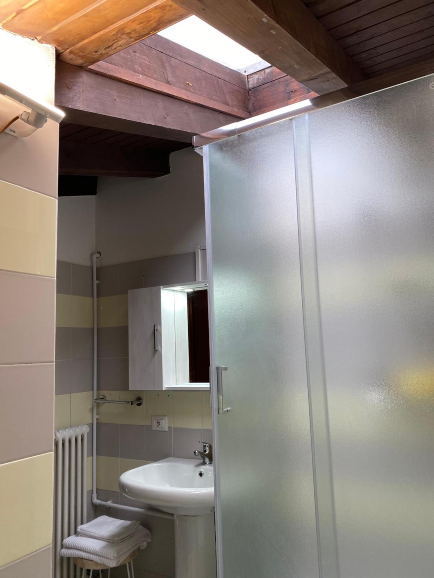 La Mansardina Di San Leonardo Appartement Bergamo Buitenkant foto