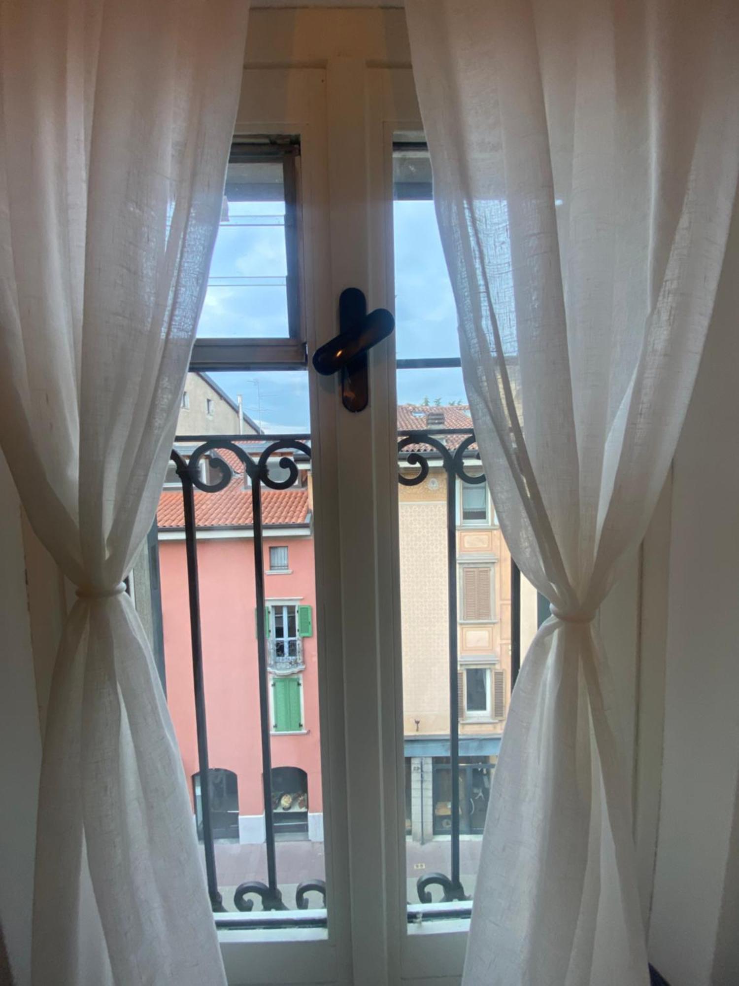 La Mansardina Di San Leonardo Appartement Bergamo Buitenkant foto
